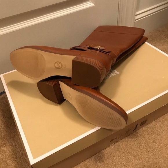 Michael Kors Boots - Picture 3 of 6